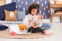 Wickeltasche Mit Matte 2v1 Corolle Für 36-42 Cm Große Puppe 7 Zubehörteile Ab 24 Monaten CO141300 -Spielzeugpuppen Geschäft 141300 m corolle suprava