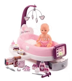 Pflegezentrum-Set Für Die Puppe Violette Baby Nurse Smoby Und Ein Esszimmerstuhl Mit Wickelauflage