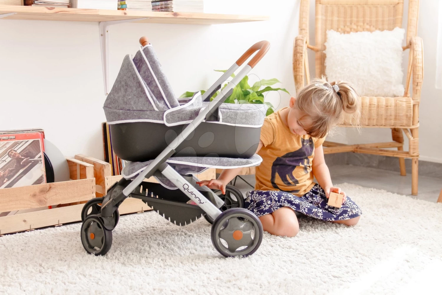 Set Puppenwagen Tief Und Sportlich DeLuxe Pastell Maxi Cosi & Quinny Grey 3in1 Smoby Und Autositz DeLuxe 14 Set Puppenwagen Tief Und Sportlich DeLuxe Pastell Maxi Cosi & Quinny Grey 3in1 Smoby Und Autositz DeLuxe – Bild 12