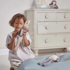 Strickpuppe Hase Baby Threads Taupe Bunny ThreadBear 35 Cm Braun Aus Feiner Weicher Baumwolle Ab 0 Monaten 17 Strickpuppe Hase Baby Threads Taupe Bunny ThreadBear 35 Cm Braun Aus Feiner Weicher Baumwolle Ab 0 Monaten -Spielzeugpuppen Geschäft 4069 g threadbear babika