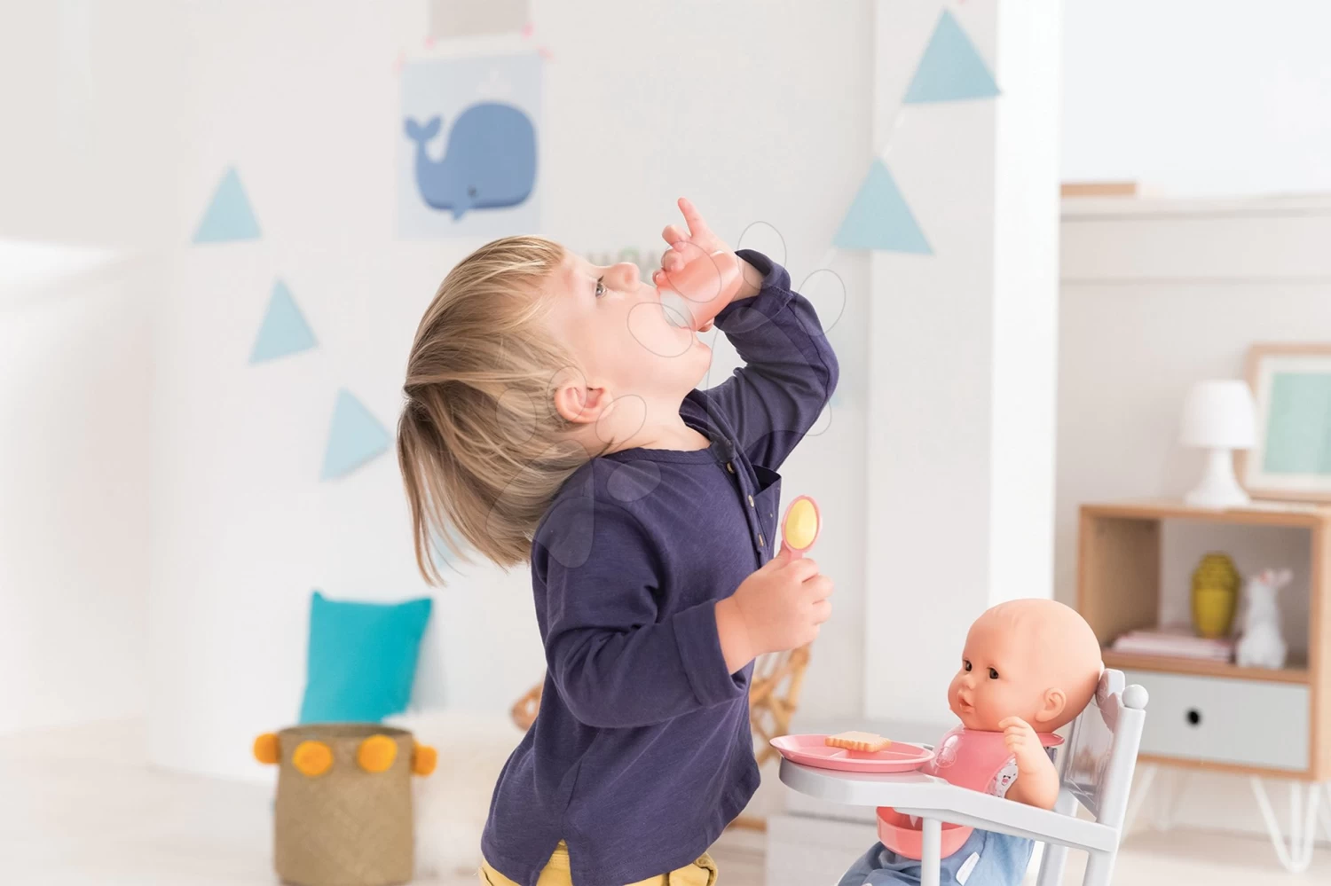 Tasche Mit Lätzchen Und Lunchpaket Mealtime Set Mon Grand Poupon Corolle Für 36-42 Cm Puppe Ab 24 Monaten 7 Tasche Mit Lätzchen Und Lunchpaket Mealtime Set Mon Grand Poupon Corolle Für 36-42 Cm Puppe Ab 24 Monaten – Bild 6